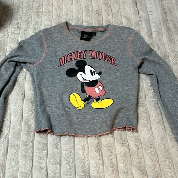 Mickey Mouse long sleeve shirt. - Picture 1 of 2